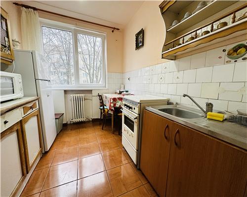 APARTAMENT 2 CAMERE, ETAJ 1, ZONA DACIA, STRADA ALUMINEI