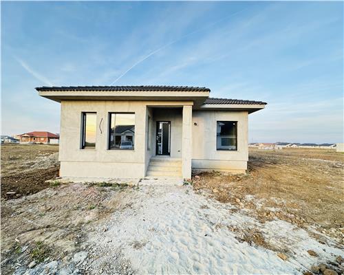 CASA PLAN PARTER, TEREN 500 MP, ZONA SANTANDREI, STRADA CARPATI